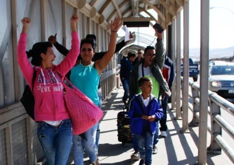 Arriban más cubanos a Ciudad Juárez