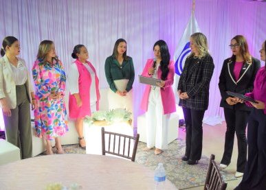 Sobra capacidad política a las mujeres: alcaldesas PAN