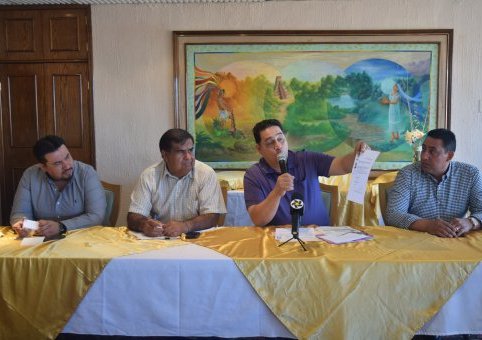 Manuel Narvaez, del PRD, inició campaña en rueda de prensa