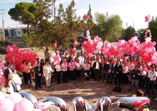 El IMSS se viste de rosa, por cáncer de mama