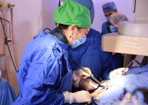 Inician operaciones a corazón abierto en ISSSTE de Morelia