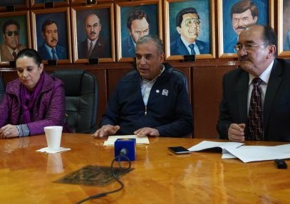 Lleva Juan Blanco recursos para Municipio de Cuauhtémoc