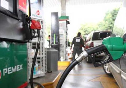 Bajan menos de medio centavo las gasolinas para 2016