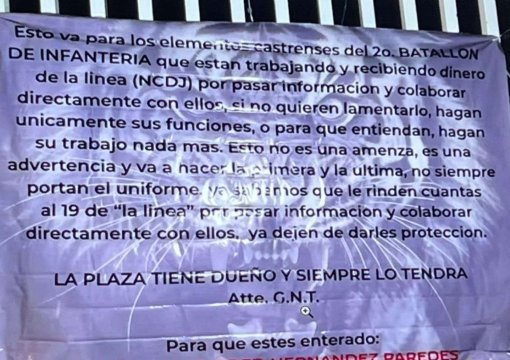 Cuelgan lonas en Cuauhtémoc acusando a soldados de apoyar a La Línea