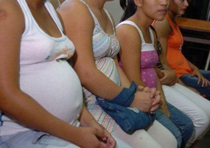 ISSSTE atiende embarazadas aunque no estén afiliadas