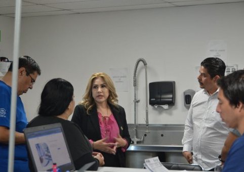 Visita el equipo de la Sindicatura y del IMPE el Banco de Sangre Municipal de Torreón